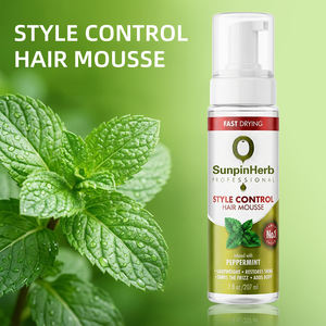 Mousse capillaire à la menthe poivrée et à l'huile d'olive, formule à séchage rapide pour le contrôle du style, la définition des boucles et la réduction des frisottis - Product Image 3