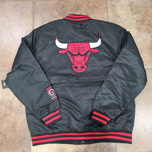 เสื้อแจ็คเก็ตบอมเบอร์แบบมีฮู้ด ยูนิเซ็กซ์ ผลิตจากโพลีเอสเตอร์ 100% กันน้ำ สำหรับกิจกรรมกลางแจ้ง สั่งทำได้ตามต้องการ ปริมาณสั่งซื้อขั้นต่ำน้อย มีซิป แบบกลับด้านได้ สไตล์ไฮสตรีท - Product Image 5