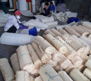 Rollo de cincha de caña de ratán tejido a mano ecológico hexagonal blanco para proyectos de agricultura DIY 11,5/15,5/18/24/36 pulgadas Bao Minh - Product Image 2