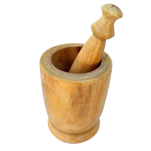 Mortero y Maja de madera sin pulir para molinillo de hierbas de especias para cocina hecha a mano para herramientas de hierbas y especias a la venta - Product Image 1