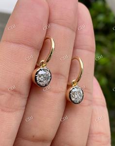 Pendientes de Botón de Moissanita con Diseño Vintage Pass Diamond Taster, Engaste de Oro de 14k, 2.70CTW, Corte Brillante VVS, para Mujer, Aniversario - Product Image 2