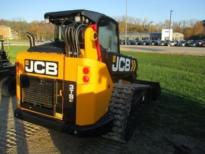 Cargadora Compacta JCB 3TS-8T Diésel de 4 Toneladas con Cucharón, Modelo 2026 - Product Image 3
