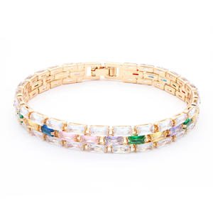 Pulsera de tenis chapada en oro de 7 pulgadas y 13 mm de ancho con cristales CZ de corte esmeralda, accesorio de joyería de moda para mujer - Product Image 3