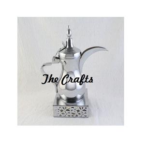 Chauffage Dallah en métal couleur argent pour restaurant Chauffage Dallah décoratif de qualité exclusive à des prix abordables - Product Image 1