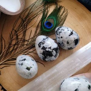 Vente en gros de beaux œufs de pierre de lune arc-en-ciel pierres précieuses naturelles de guérison Agate Muntaha œufs de pierre de lune arc-en-ciel œufs de pierre de lune arc-en-ciel - Product Image 3