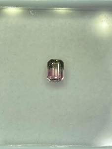 Tourmaline naturelle facettée de couleur bio, taille octogonale, 5,50 x 4,20 mm. - Product Image 2