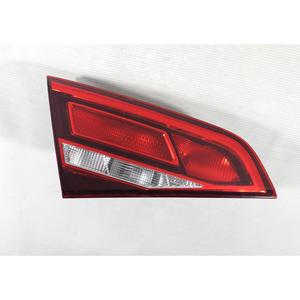 FEU STOP ARRIÈRE GAUCHE INTEGRÉ À LA PORTE AUDI A3 Sportback (8V4) 8V0945075 (16>) - Product Image 1