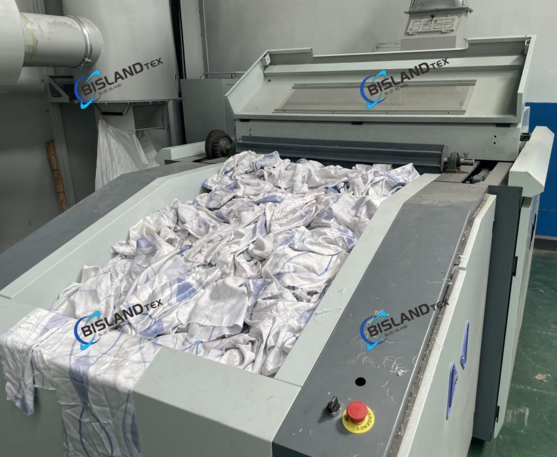 PP Nonwoven Fabric and Geotextiles Non Woven Waste PET Fibers and Fabrics Home Textile Bedding Furniture Waste Recycling Machine