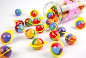 Elección perfecta Sabores naturales Juego de calamar Gummy Caramelo Suave malvaviscos forma de bola multicolor dulce característica Regalo caramelo para niños - Product Image 3