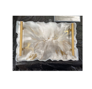 Bandeja de Servicio de Resina Blanca con Asa a un Precio Razonable para el Hogar y Hoteles, Bandeja de Resina Dorada para Perfumes de Decor World Expo - Product Image 5
