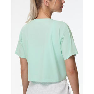 เสื้อครอปออกกำลังกายของผู้หญิงเสื้อออกกำลังกายผ้าระบายอากาศได้ชุดออกกำลังกายในฤดูร้อนพิมพ์โลโก้และทำแบรนด์ได้ตามต้องการ - Product Image 3