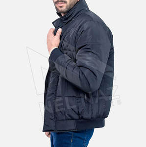 Vente en gros de vêtements d'hiver de qualité supérieure veste chaude pour hommes manteau rembourré veste bouffante à capuche ODM personnalisée - Product Image 4