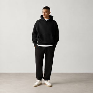 Sweat-shirt classique en molleton de coton avec doublure douce et coupe ajustée pour hommes, idéal pour le streetwear quotidien, offrant un confort décontracté et chaud. - Product Image 1