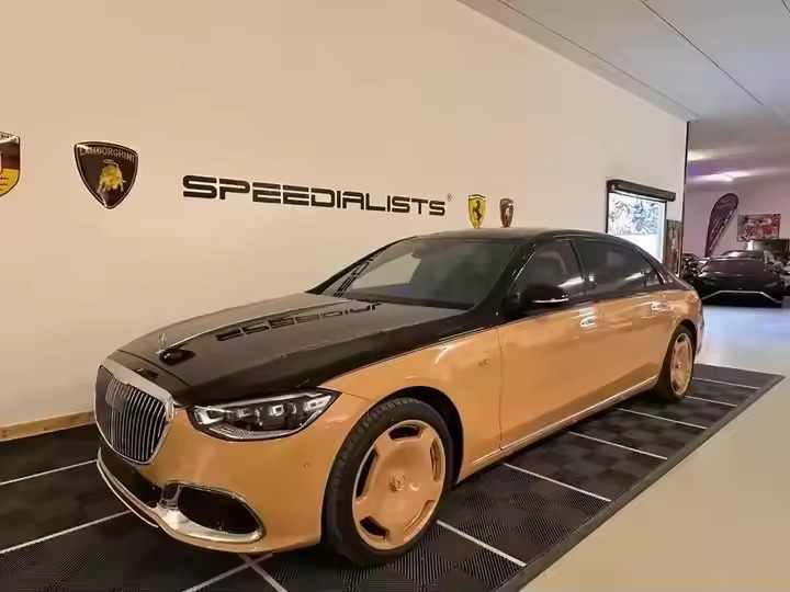 Virgil Abloh's Used Mercedes-Benz S-Class Maybach S 680 Convertible Manual Gearbox R20 Tires Leather Seats Rear Camera Diesel