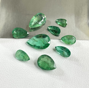Meilleur prix pour des émeraudes naturelles zambiennes de qualité supérieure, forme poire, couleur vert moyen, pierres précieuses en vrac pour la fabrication de bijoux - Product Image 4