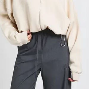 Sweat-shirt pour femme décontracté à prix d'usine, coupe confortable, service OEM, prix bas, design avec logo personnalisé, manches longues - Product Image 3