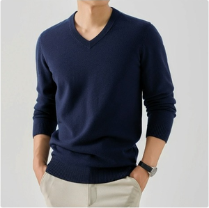 Pull en cachemire léger à col en V pour homme, coupe ajustée, élégant et décontracté, à manches longues, avec logo sur le devant, pour l'hiver - Product Image 2