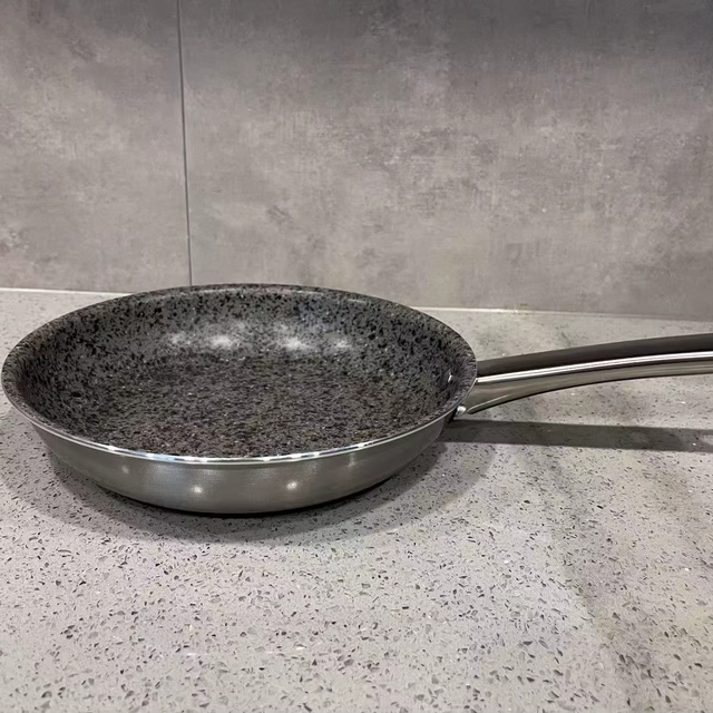 No PFOA Granite Frying Pan Durable Household Granite Coated Kitchen Cookware Frying Pan Aluminium Nonstick Cookware Set