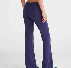 2025สเวตเตอร์ขาบานสำหรับผู้หญิงขาตรงทรงหลวมพอดีตัวกางเกงน้ำหนักเบาผลิตตามสั่งสำหรับใส่ไปยิม - Product Image 6