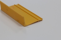 Produit de construction en plastique du fabricant de chanfrein triangulaire en PVC Offre Spéciale