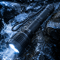 Lampe torche LED haute puissance 4200LM 26650 IP66 SFT42R 32W, projecteur longue portée, lampe de camping, lampe de poche d'extérieur, lampe d'inspection