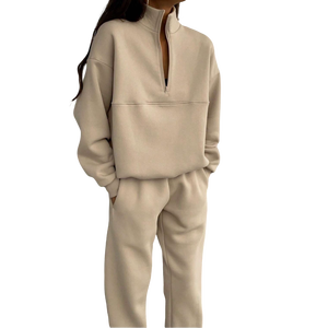 Dernier style de survêtement personnalisé pour femmes vente en gros Vêtements de sport pour femmes 2 pièces Hauts à col roulé avec demi-fermeture éclair Ensemble de pantalons droits et élastiques - Product Image 2