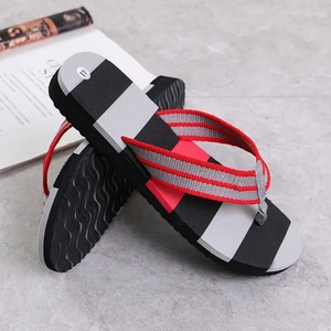 Wholesale and retail summer men's indoor and outdoor non-slip <b>slippers</b> striped color matching beach leisure flip-flops - Product Image 2
