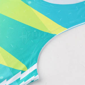 Uniforme de baloncesto personalizado para equipos juveniles con Conjunto de camiseta de baloncesto de tela transpirable y de secado rápido con pantalones cortos a juego - Product Image 5