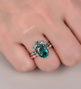 Ensemble de bagues de mariée en or massif 14 carats 2 pièces ensemble de bagues de mariage de taille ovale bague de fiançailles émeraude cultivée en laboratoire et couronne alliance incurvée - Product Image 5