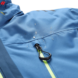 Diseño de logotipo de marca personalizado Chaqueta de esquí para hombre Ropa deportiva de estilo lujoso para entrenamiento de esquí Disponible Soporte de colores de diferentes tamaños - Product Image 4