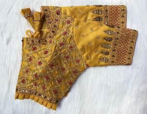 เสื้อเบลาส์สำเร็จรูปแบบดั้งเดิมของอินเดียสวมใส่สบายพร้อมสำหรับเจ้าสาวเสื้อผ้าสไตล์ชนเผ่าดีไซน์เนอร์ชุดสำหรับเจ้าสาว - Product Image 6