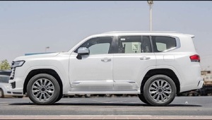NUOVISSIMO Land Cruiser 300 VXR 2026 3.5L Potenza (409 CV) 4x4 6 Cilindri Benzina 4WD Trasmissione Automatica Guida a Sinistra - Product Image 5