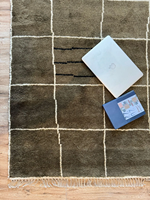 Tapis en laine à carreaux vert marocain personnalisé grille irrégulière laine Beni Ourain nouée à la main pour la décoration intérieure pour chambre salon