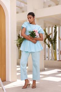 Ensemble de vêtements de nuit légers de haute qualité pour femmes Tenue décontractée confortable en tissu doux avec impression unie - Product Image 4