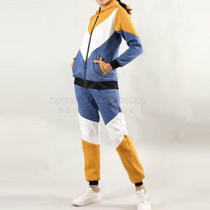 Dernière conception du fabricant pakistanais survêtement d'hiver décontracté pour femmes 100% coton couleur unie tissu à tricoter ensemble respirant - Product Image 2