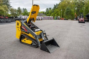 NOUVEAU Wacker Neuson SM100 Mini-chargeuse sur chenilles, moteur diesel Kohler, haute efficacité pour la construction et l'aménagement paysager - Product Image 3