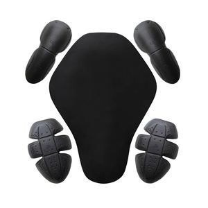 Cómoda chaqueta de moto para hombre con material de cuero, forro transpirable, armadura protectora y elegante equipo de jinete a la moda - Product Image 5