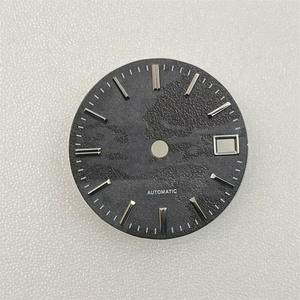 Esfera de Reloj con Textura de Meteorito de 28.5mm, Marcadores Luminosos de Metal Pulido en 3D, Compatible con NH35 Directo de Fábrica, Personalizable OEM - Product Image 4