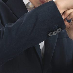 Blazer classique pour hommes avec utilisation de blazers en matériau de haute qualité à vendre - Product Image 4