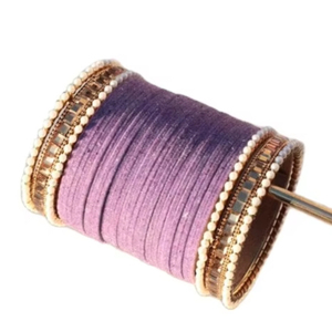 El juego de Chudiyan de cristal de diseño Hip Hop de alta calidad para boda Vintage ligero más buscado para brazaletes de moda paquistaníes - Product Image 1