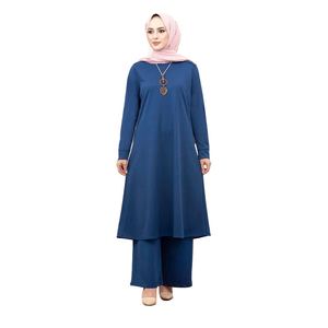 Conjunto de Uniforme Médico Musulmán Modesto Perfect Choice para Mujer, Apto para Hiyab, Cómodo, Elegante y Duradero - Product Image 1