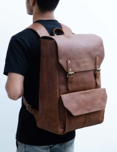 เป้หนังวินเทจทำด้วยมือสำหรับผู้ชายผู้หญิงกระเป๋าเป้สะพายหลังแล็ปท็อปทนทานกันขโมยคุณลักษณะโพลีเอสเตอร์ซับในกระเป๋าเดินทางแบบชนบท - Product Image 5