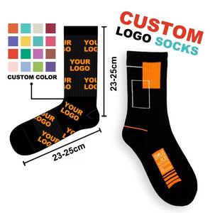 Calcetines de algodón elástico unisex más vendidos, calcetines atléticos de tamaño redondo, impresión digital de moda al por mayor de fabricante joven de Pakistán - Product Image 5