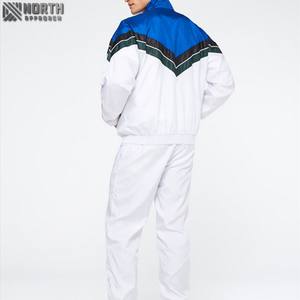 Chándal personalizado en blanco de alta calidad al por mayor, ropa deportiva con bloques de Color, conjunto de joggers con capucha para hombre, chándal Vintage - Product Image 2