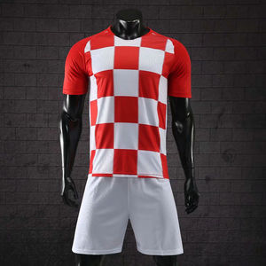 Kits d'entraînement d'équipe sublimés avec logo personnalisé Shorts Shirt Ensembles complets d'uniformes Maillots de football Maillot de football pour hommes - Product Image 6