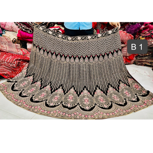 Conjunto de Lehenga de terciopelo lujoso y moderno Jarkan Work Full Heavy Choli Net Border Double Can Flair Dupatta para fiestas de invierno y verano - Product Image 3