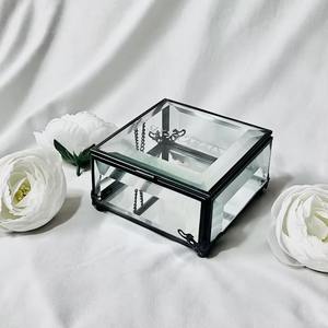 Boîte à bijoux en verre de luxe moderne, en laiton, pour la décoration de la maison, le rangement et l'exposition - Product Image 3