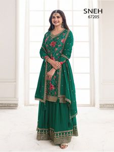 Presentando el nuevo diseñador Heavy Pure Chinon Silk Long Pakistani Suit Top Sharara y Dupptta en estilo elegante - Product Image 5