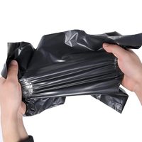 Sacs d'expédition en polyéthylène imprimés sur mesure |   Emballage de colis auto-adhésif imperméable pour la vente au détail et le commerce électronique
