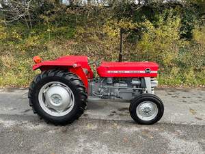 MASSEY FERGUSON 135 Nouveau tracteur 4WD Moteur 160HP POMPE 40HP BOÎTE DE VITESSES 70HP Tracteur agricole 4x4 2WD Option 90HP 120HP 12HP Options - Product Image 2